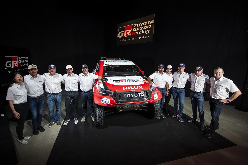 Elegant 10 2020 Toyota Dakar For Sale